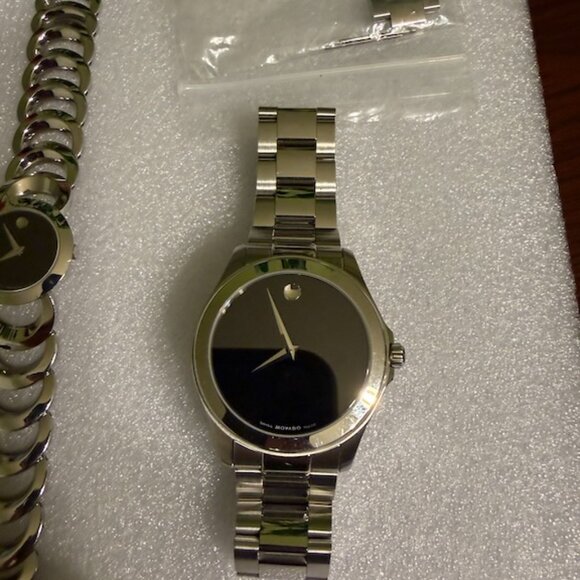Movado set Men and Woman - Picture 4 of 8